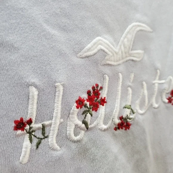 Hollister Women‎ Sweater Medium Blue Logo Embroidered Long Sleeve Crew Neck - Picture 3 of 10